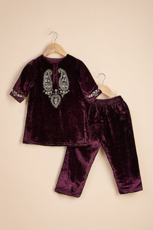 Gulnaar Velvet Zardozi Embroidered Kurti And Pant