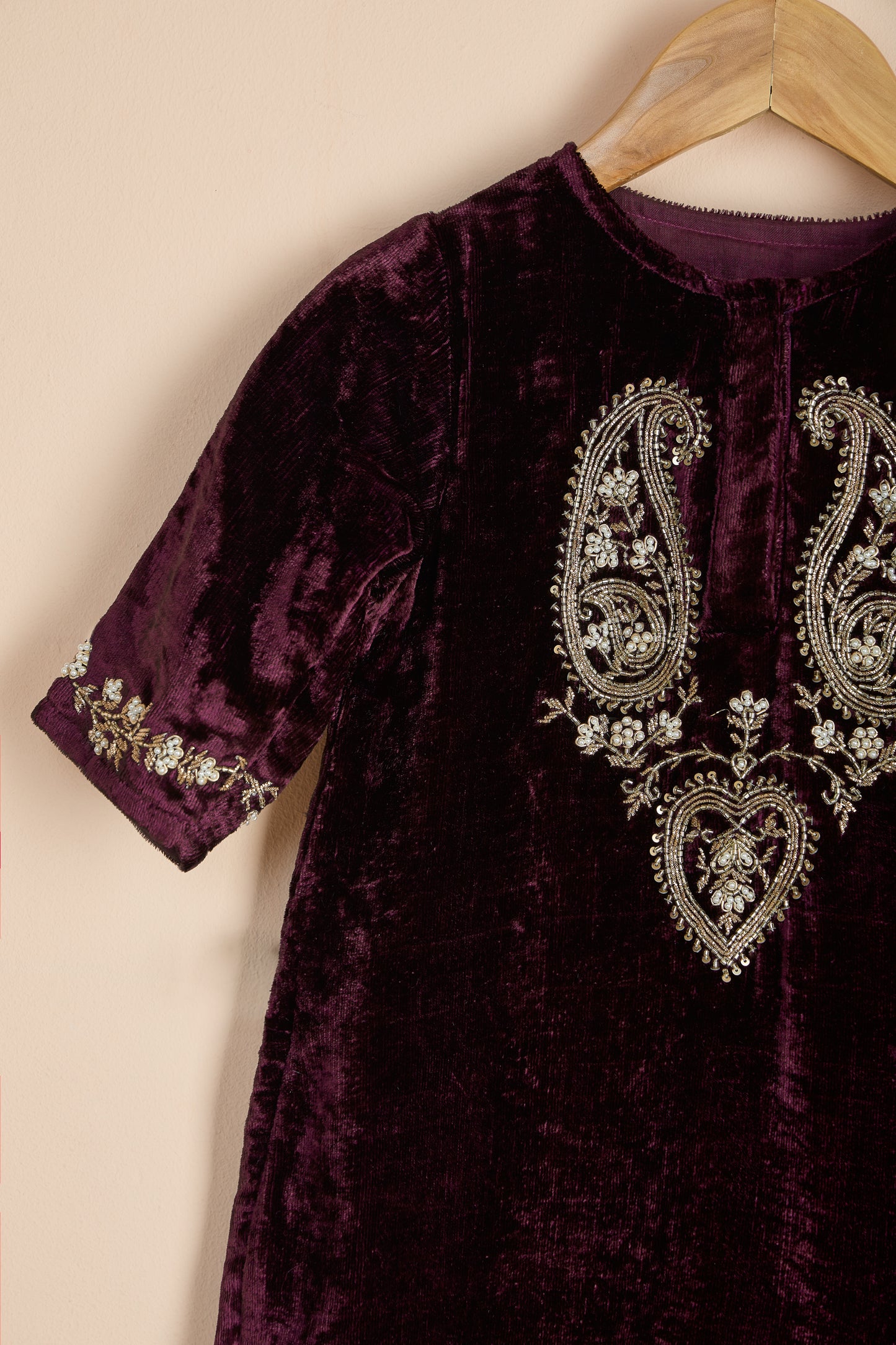 Gulnaar Velvet Zardozi Embroidered Kurti And Pant