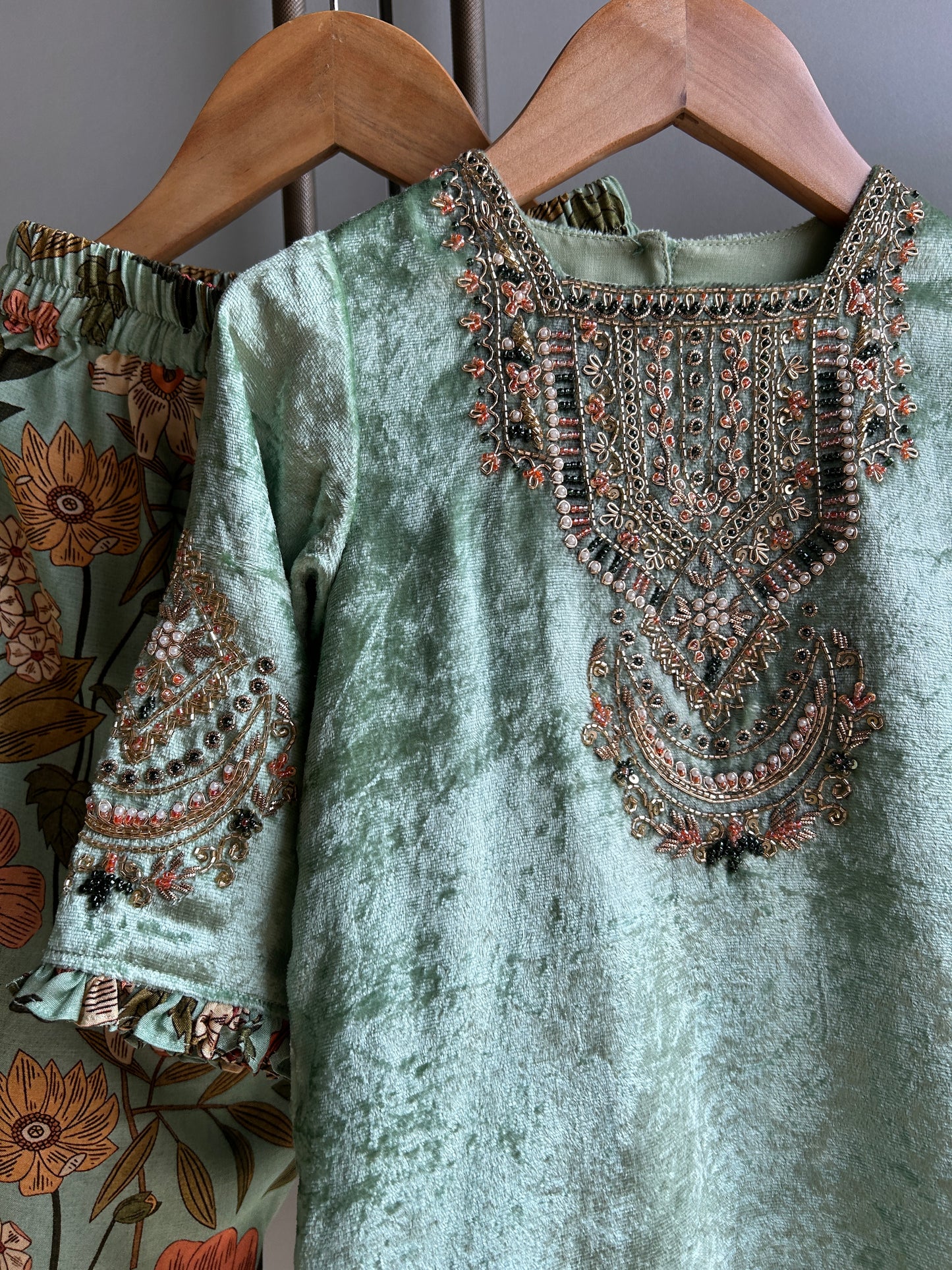 Daneen Mint Green Velvet Kurta