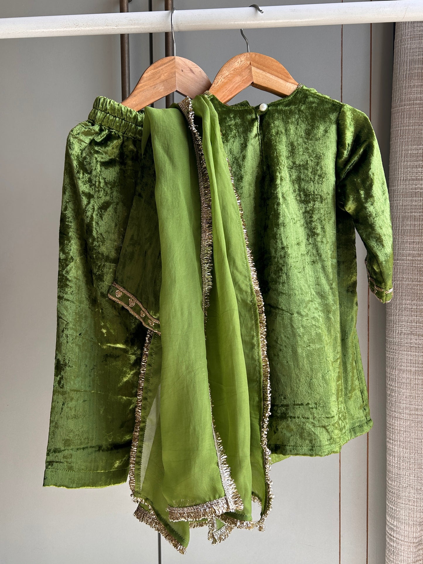 Green Dilbar Velvet Zardozi Embroidered Lehenga Set